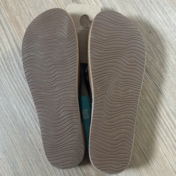 NWT Reef Women's Cushion Court Black Sandals Size 9 - Picture 2 of 4